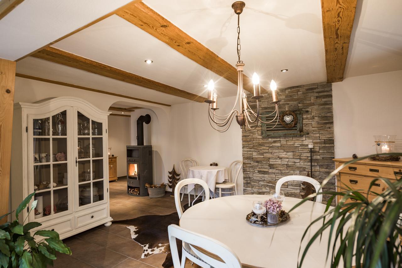 B3 Boutique-Bed&Breakfast Gsteigwiler Exterior photo